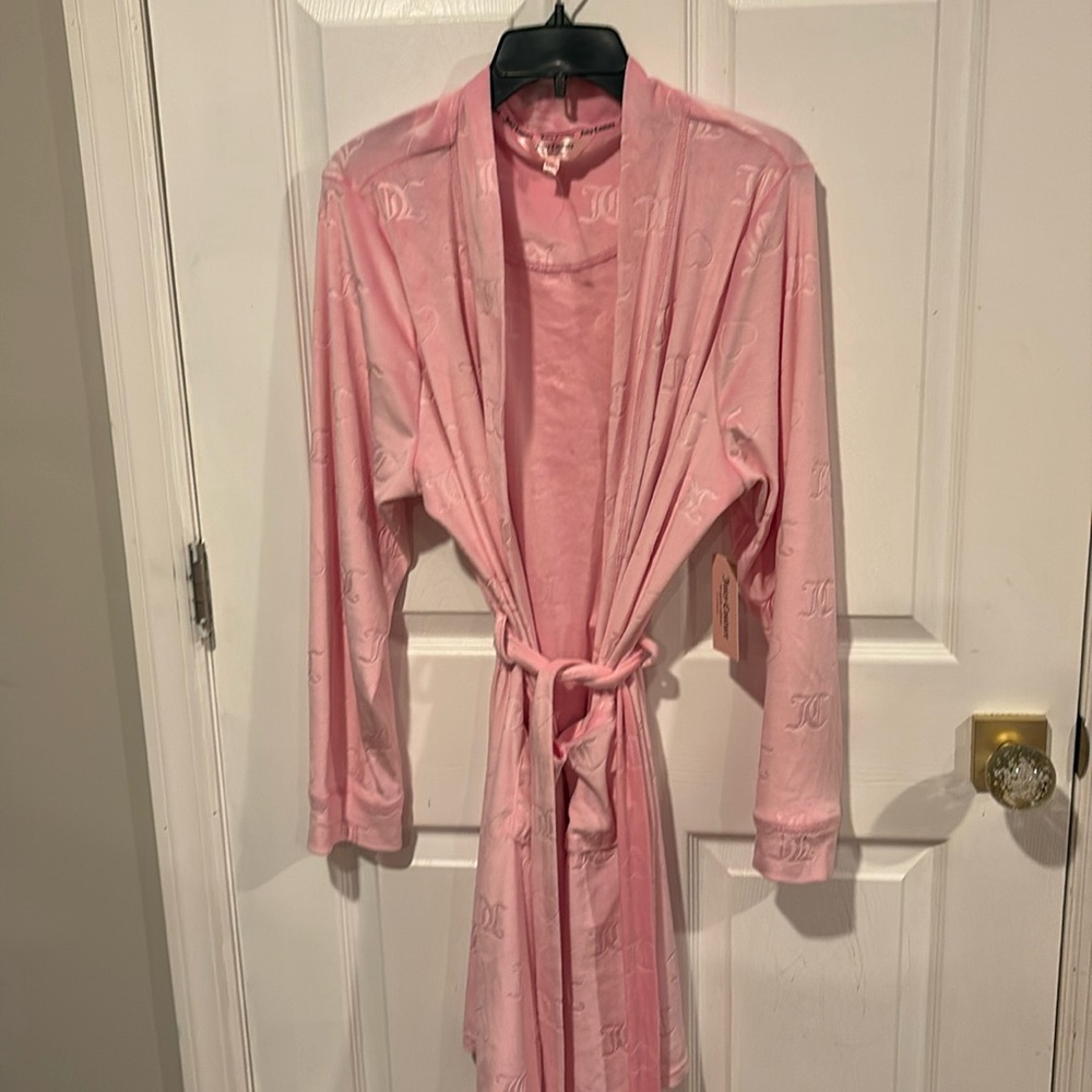 BNWT JUICY COUTURE Pink Velour Soft Cozy Bathrobe Women's Size L/XL
